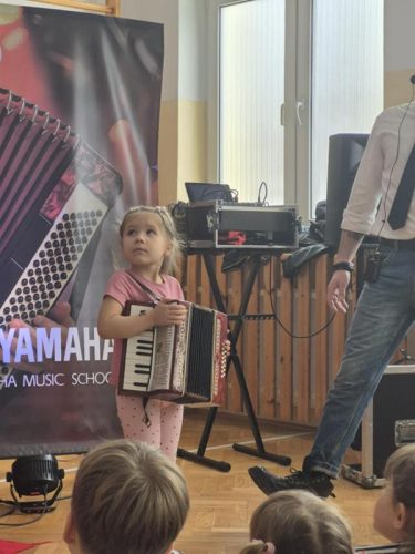 94c619bc-9a6c-46f6-ad63-7aa337da2802