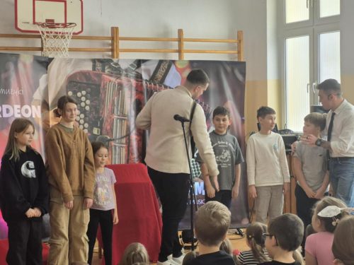 ce0f3446-c435-49c3-8f48-1f500176f20d