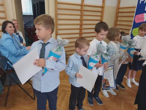 2c4b621b-8b59-4049-a381-eeeeca274806